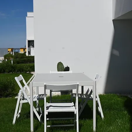 Azuleyos Garden アパート *