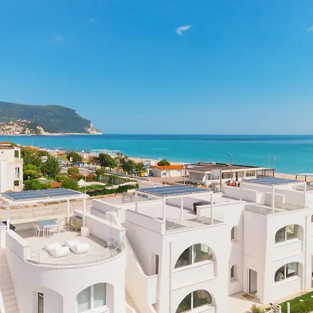 Azuleyos Garden Apartment Marcelli